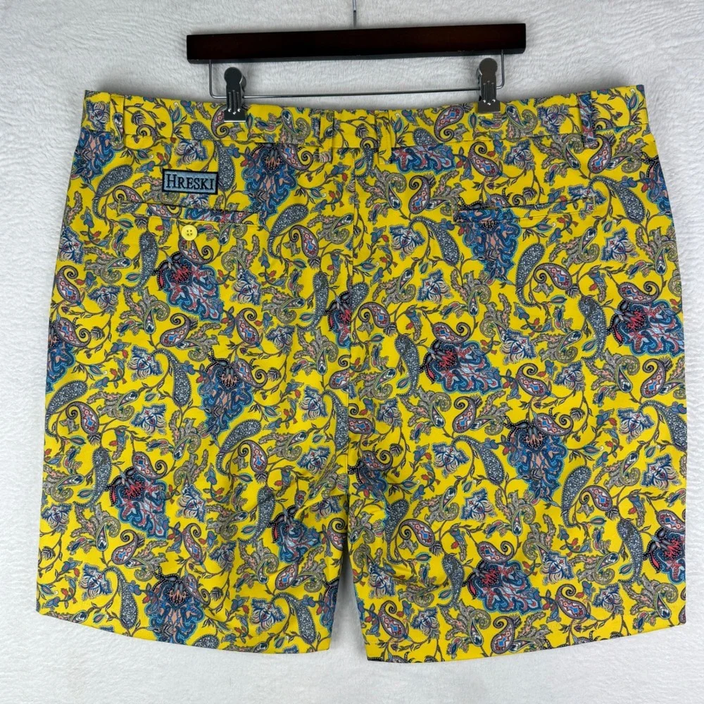 Hreski Golf Shorts Mens 44 Yellow Paisley Performance Stretch Flat Front